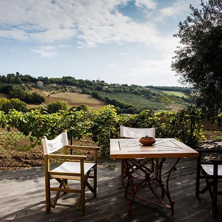 B&B Il Cavallino Civitanova Alta Buitenkant foto