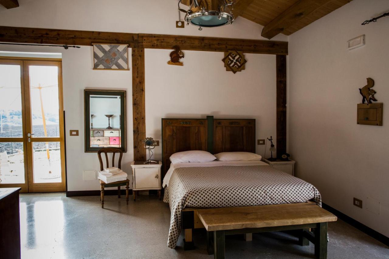 B&B Il Cavallino Civitanova Alta Buitenkant foto