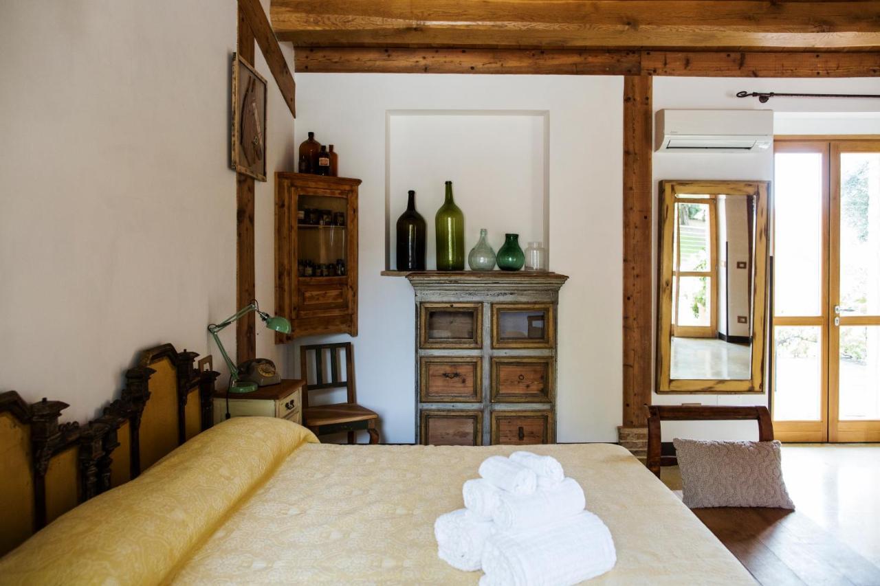 B&B Il Cavallino Civitanova Alta Buitenkant foto