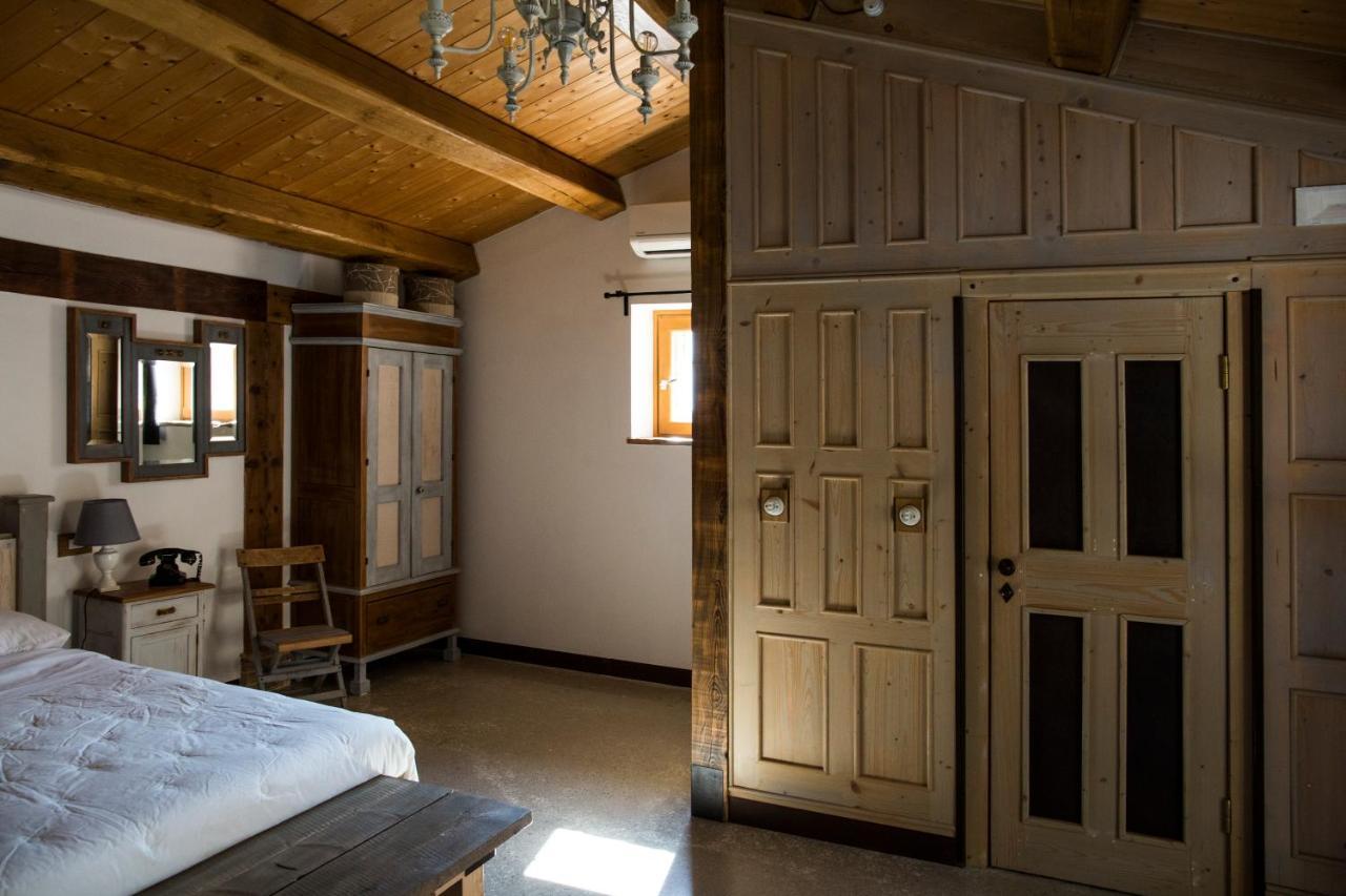 B&B Il Cavallino Civitanova Alta Buitenkant foto