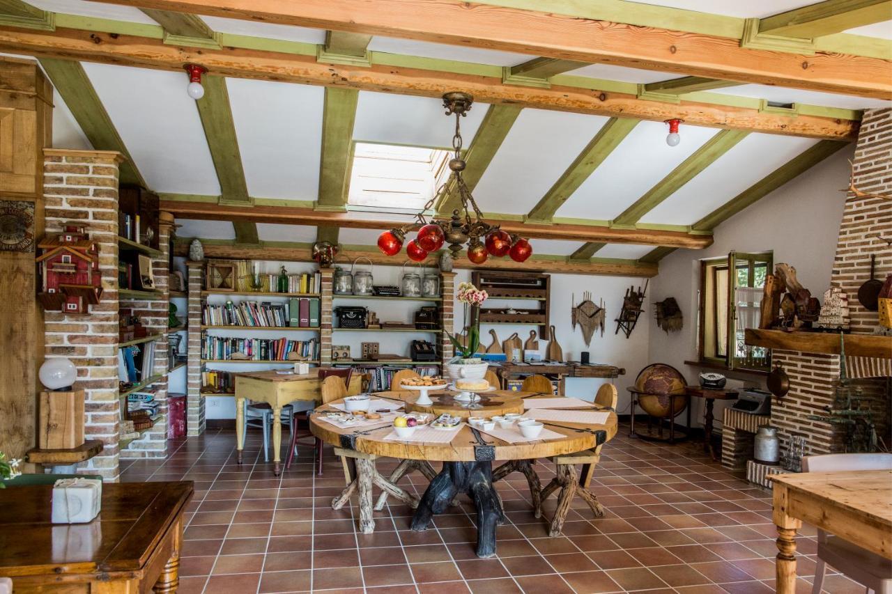 B&B Il Cavallino Civitanova Alta Buitenkant foto