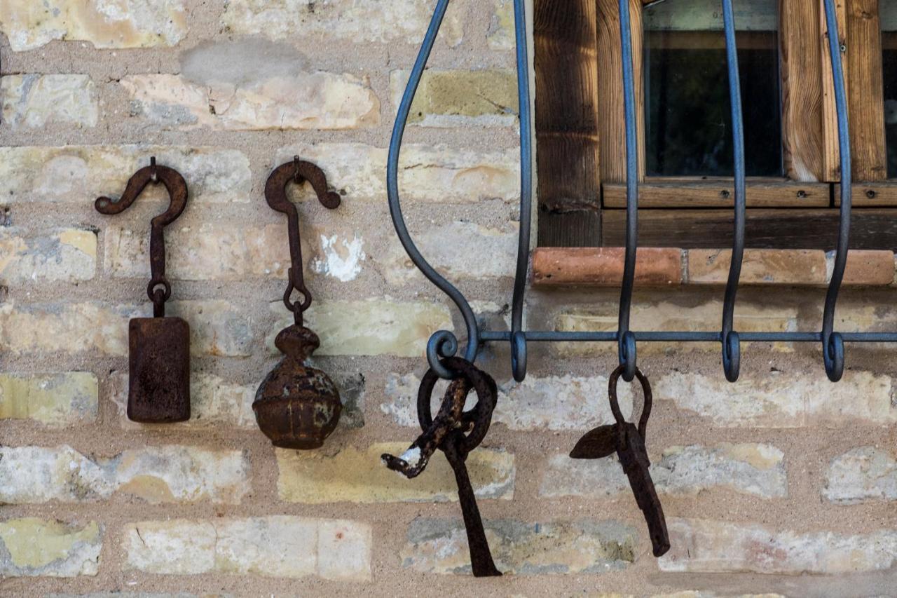 B&B Il Cavallino Civitanova Alta Buitenkant foto